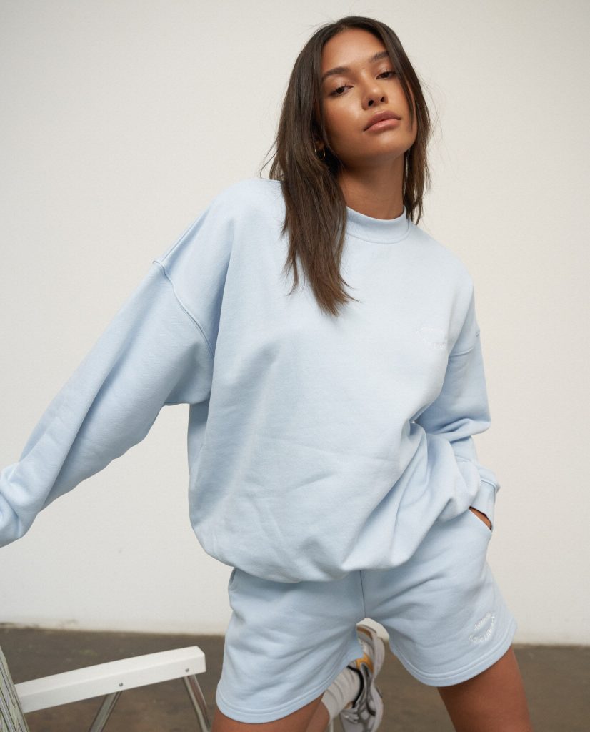 Oversized Sweatshirt - Baby Blue