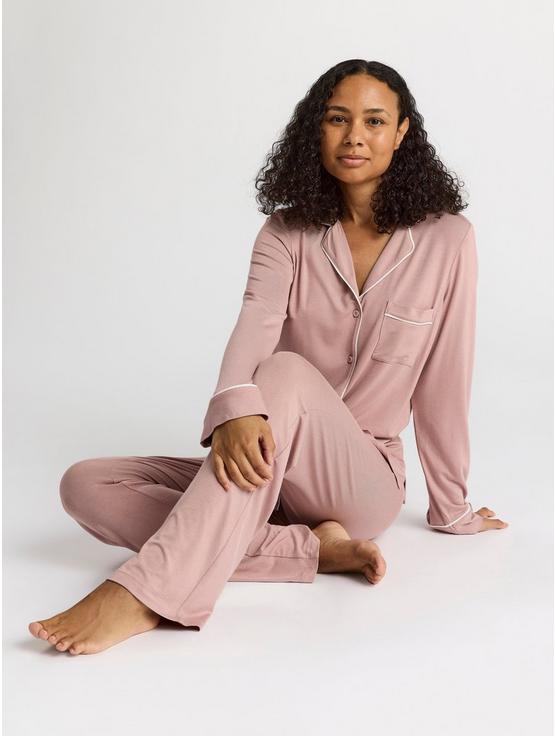 Pyjama set with trousers