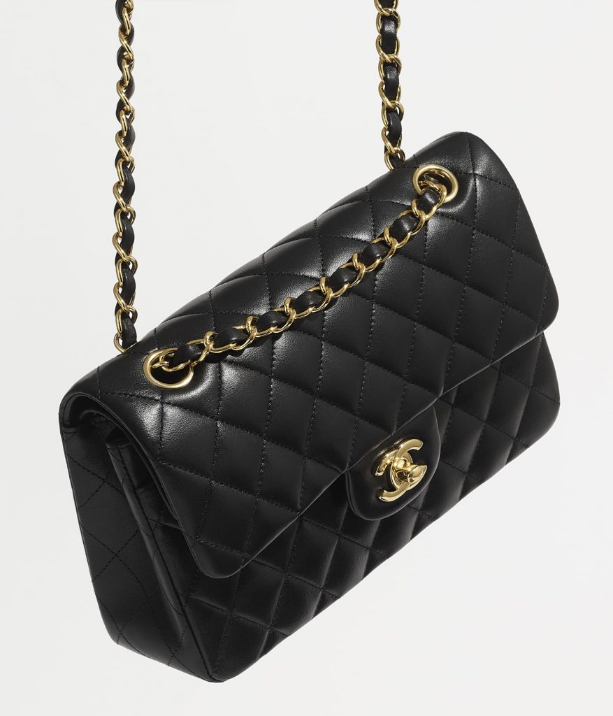 Molly-Mae Hague totes a £9k Chanel bag teamed with a £700 Loewe