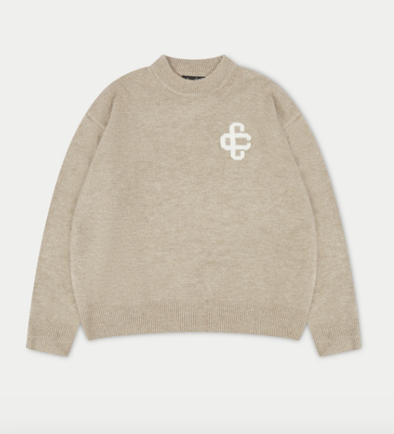 FLUFFY KNIT EMBLEM CREW
