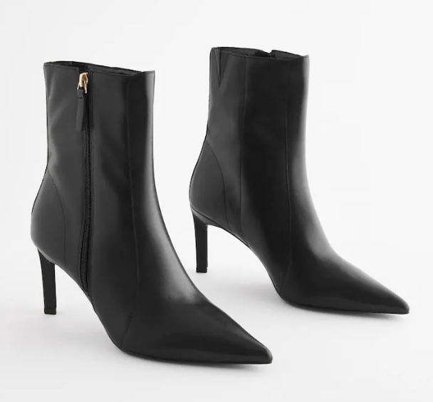 Black Forever Comfort® Point Toe Heeled Boots